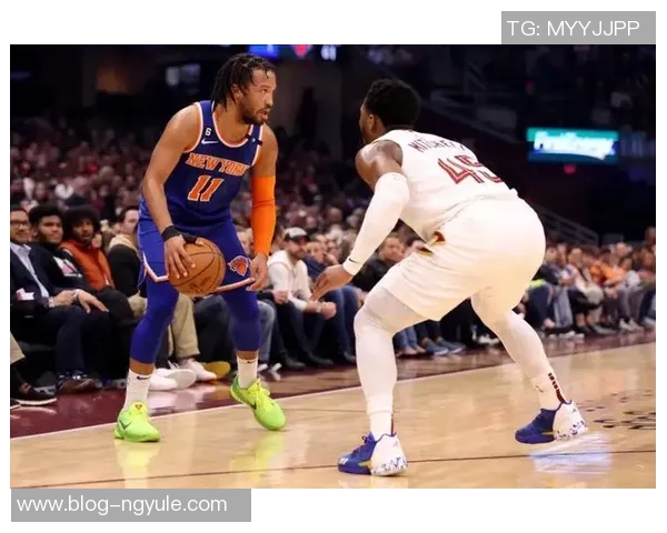 2016年尼克斯与骑士激战回顾：经典对决与赛季亮点分析